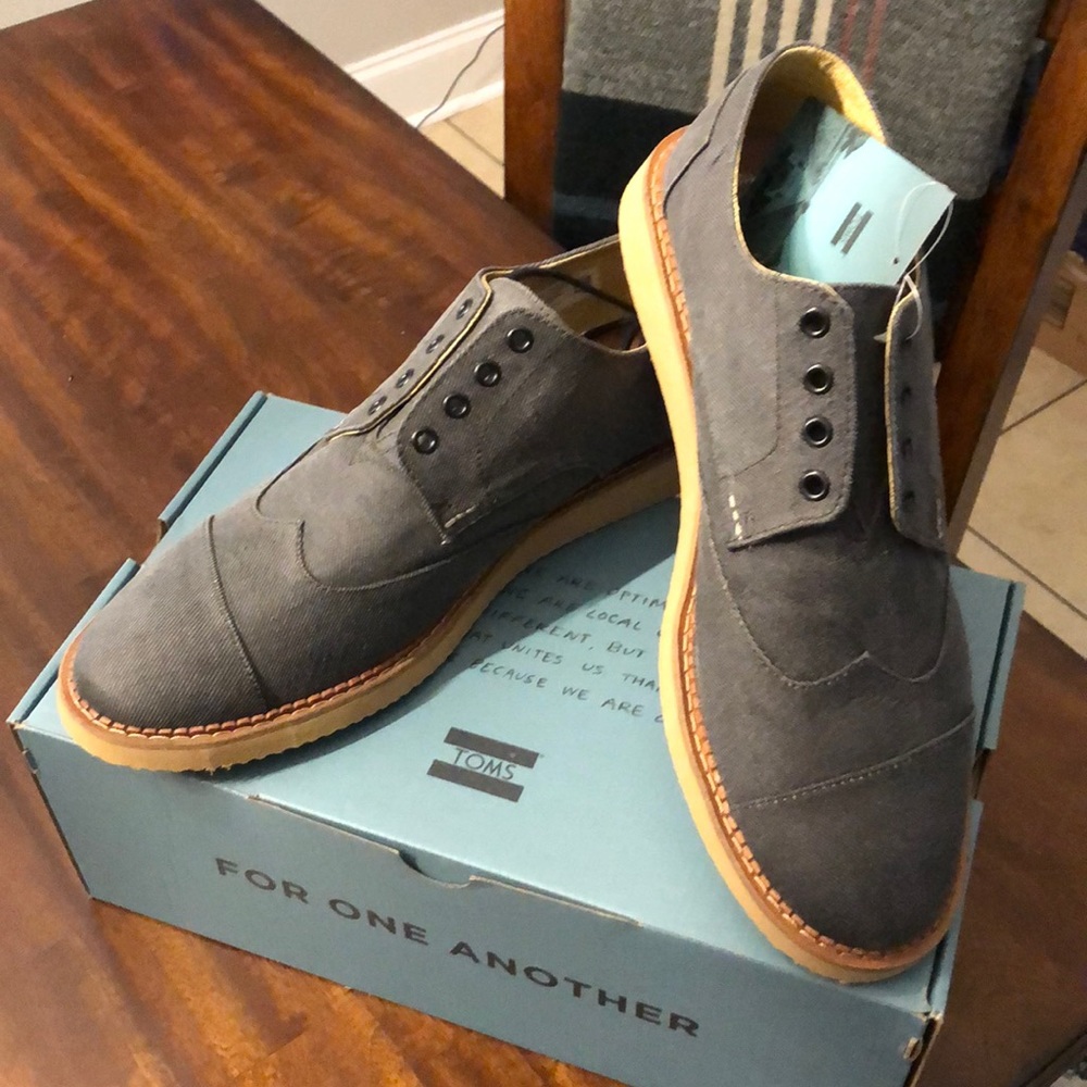MENS TOMS BNWT Ash Aviator Twill Men’s Shoes